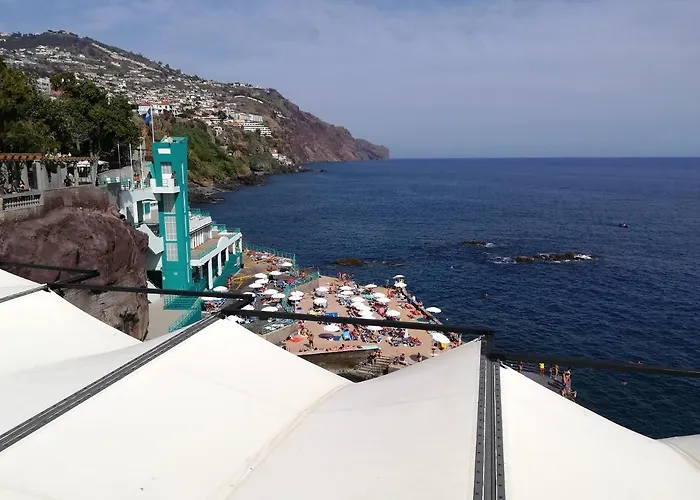 Cosy In Funchal, Sea And Mountain Views, 35 M²