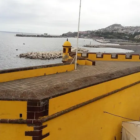 Cosy In Funchal, Sea And Mountain Views, 35 M²