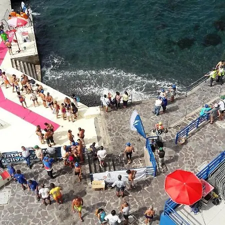 Cosy In Funchal, Sea And Mountain Views, 35 M² Apartament