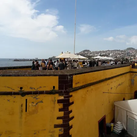 Cosy In Funchal, Sea And Mountain Views, 35 M²