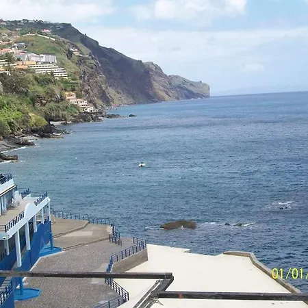 Apartment Cosy In Funchal, Sea And Mountain Views, 35 M²