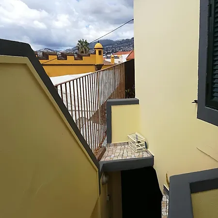 Cosy In Funchal, Sea And Mountain Views, 35 M² Apartment Funchal (Madeira)