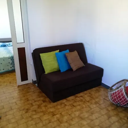Apartment Cosy In Funchal, Sea And Mountain Views, 35 M²