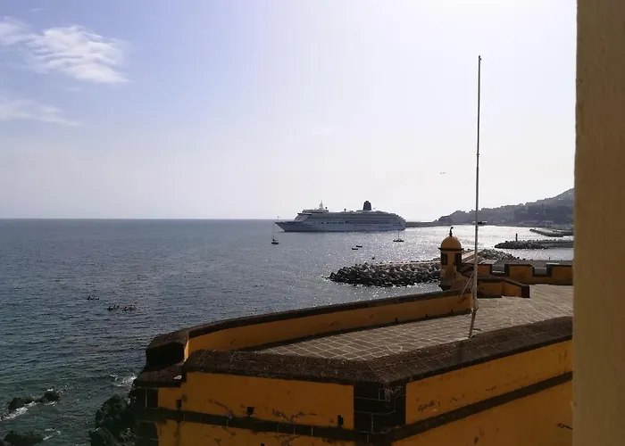 Apartamento Cosy In Funchal, Sea And Mountain Views, 35 M²