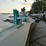 Cosy In Funchal, Sea And Mountain Views, 35 M² Фуншал