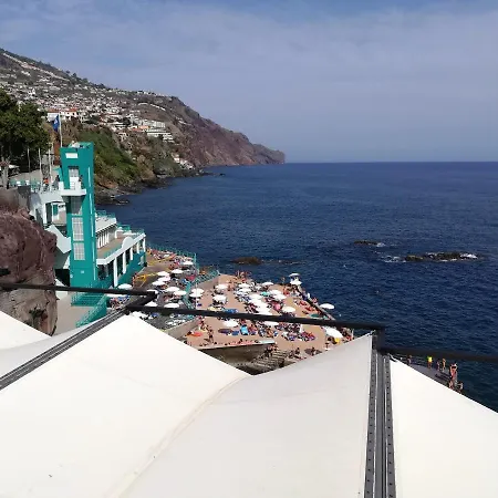 Cosy In Funchal, Sea And Mountain Views, 35 M²