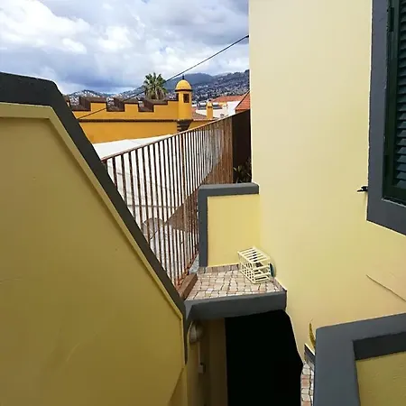 아파트 Cosy In Funchal, Sea And Mountain Views, 35 M² *
