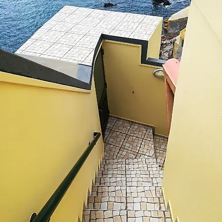 Cosy In Funchal, Sea And Mountain Views, 35 M² 푼샬